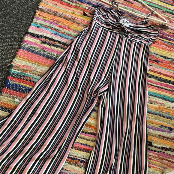 Jumpsuit - Picture 5 of 5